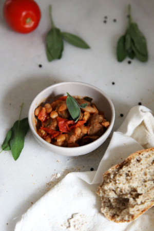 Sausages with Bean and home made no knead bread
