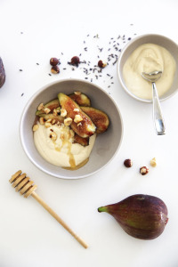 Figs with honey-lavender creme fraise