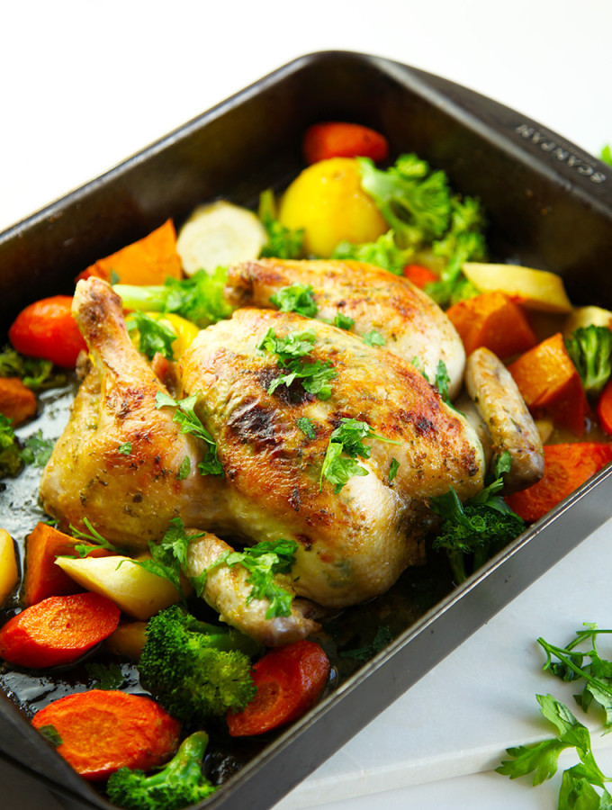 Quick Roast Lemon Chicken - a great weeknight meal with minimum fuss. The lemon adds a beautiful flavour to the chicken and veggies that the kids will love.