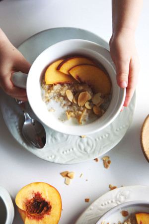 Spiced Peach Quinoa Porridge - a beautiful warm comforting breakfast