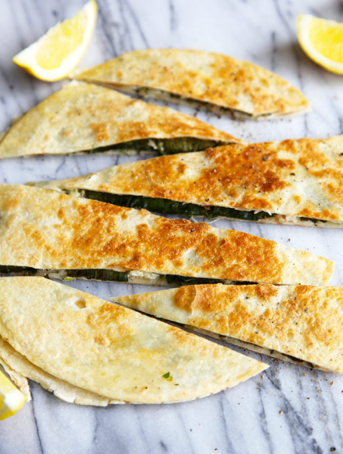 Cheats Gozleme with Feta and Spinach - super quick to make, perfect for quick lunch and school lunch boxes