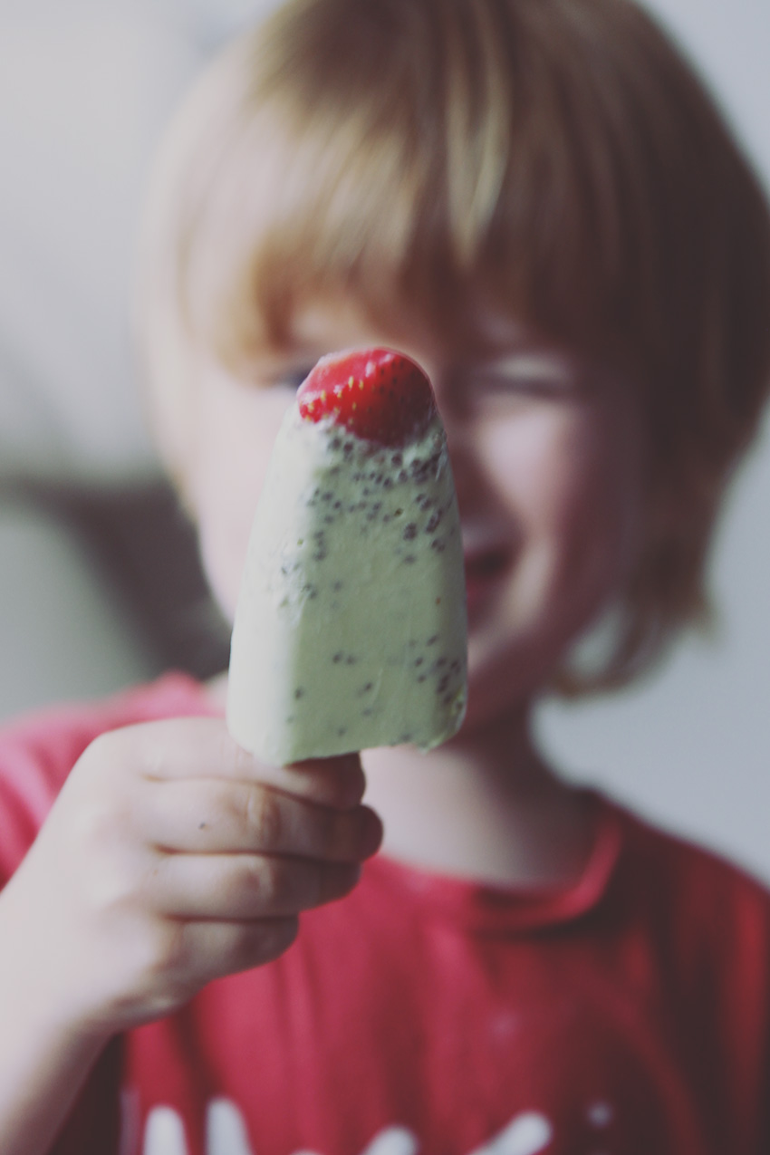 Healthy Avocado Chia Pops - so good for you that you can enjoy them anytime - breakfast even!