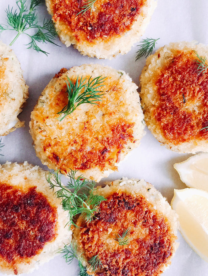 Fish cakes with potato and dill - super easy to make and perfect for lunch or a light dinner. Serve with a simple salad