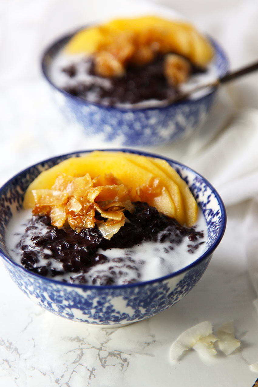 black-sticky-rice-with-caramelised-coconut-and-mango-little-big-h