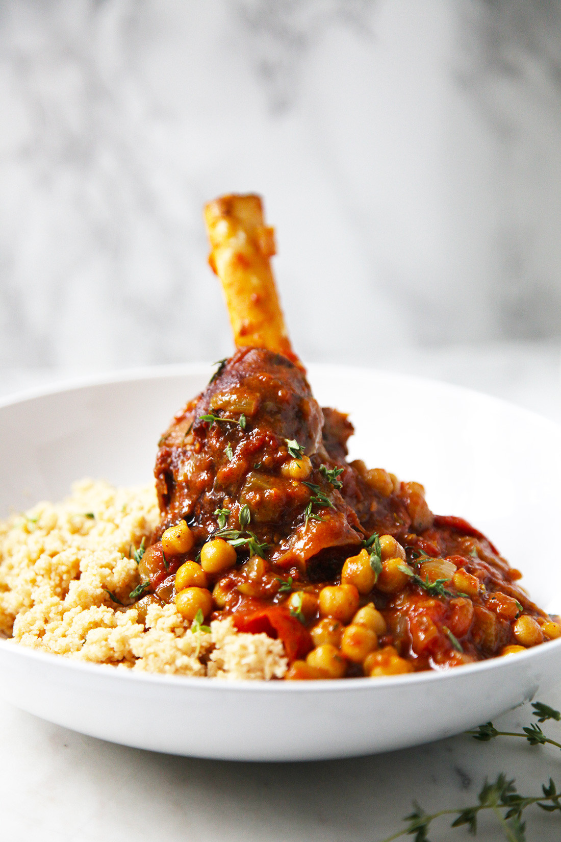 Melt in the mouth lamb shanks with chickpeas, tomatoes and thyme